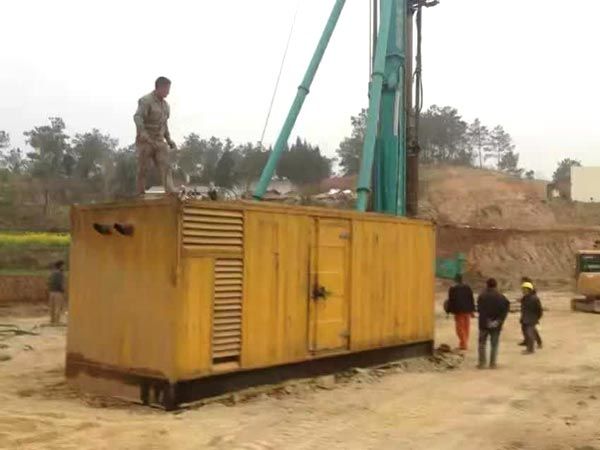 蜀山如何判断水冷式机油散热器密封件是否需要更换？